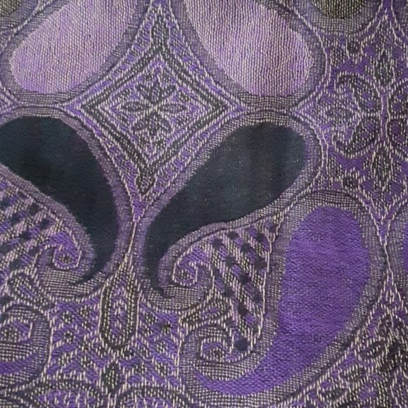 Pashmina Scarf/Shawl - Picture 2 of 8